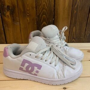 DC White Skater Shoes-Purple Logo